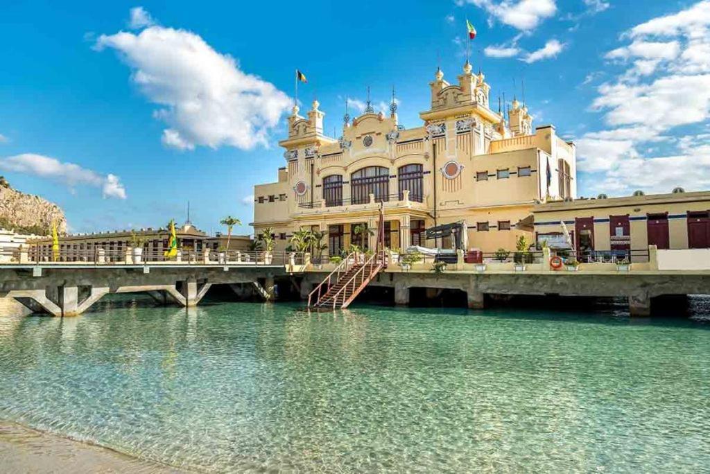 Casa Viola Elegante E Sul Mare Di Mondello Διαμέρισμα Παλέρμο Εξωτερικό φωτογραφία